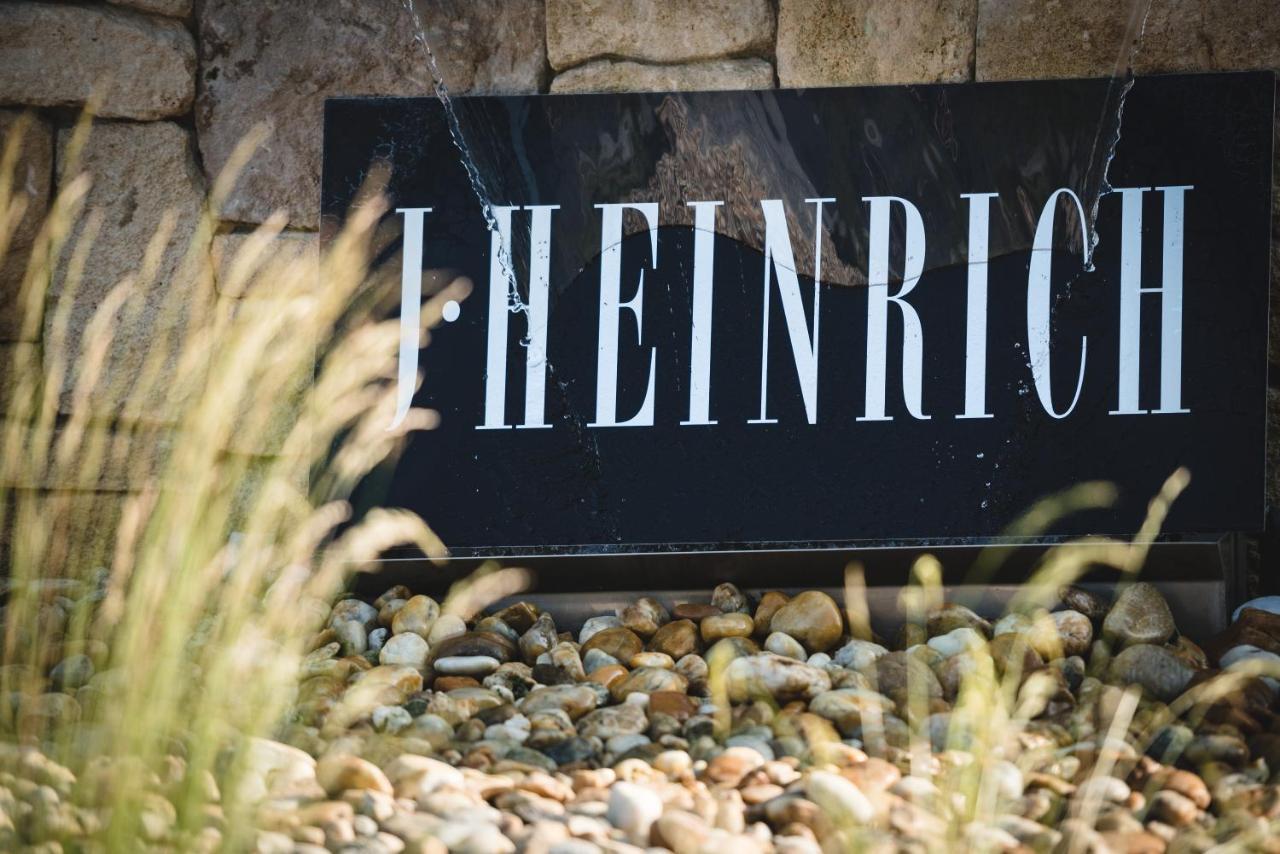 Weingut Silvia Heinrich Bed and Breakfast Deutschkreutz Exteriör bild